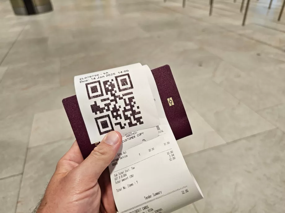 QR-kód a poggyászok csomagmegőrzőből történő átvételéhez