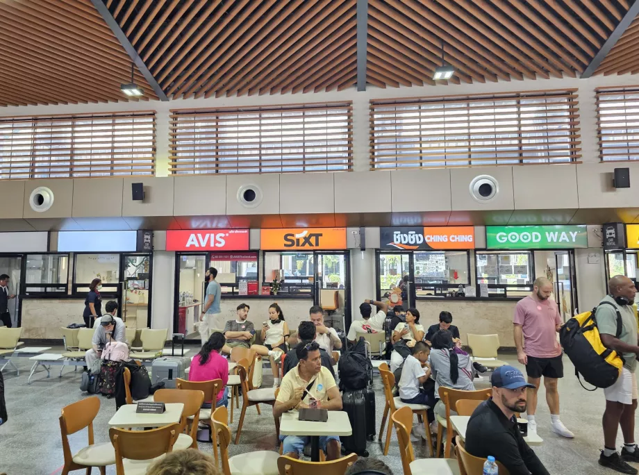 Szárazföldi közlekedési terminál