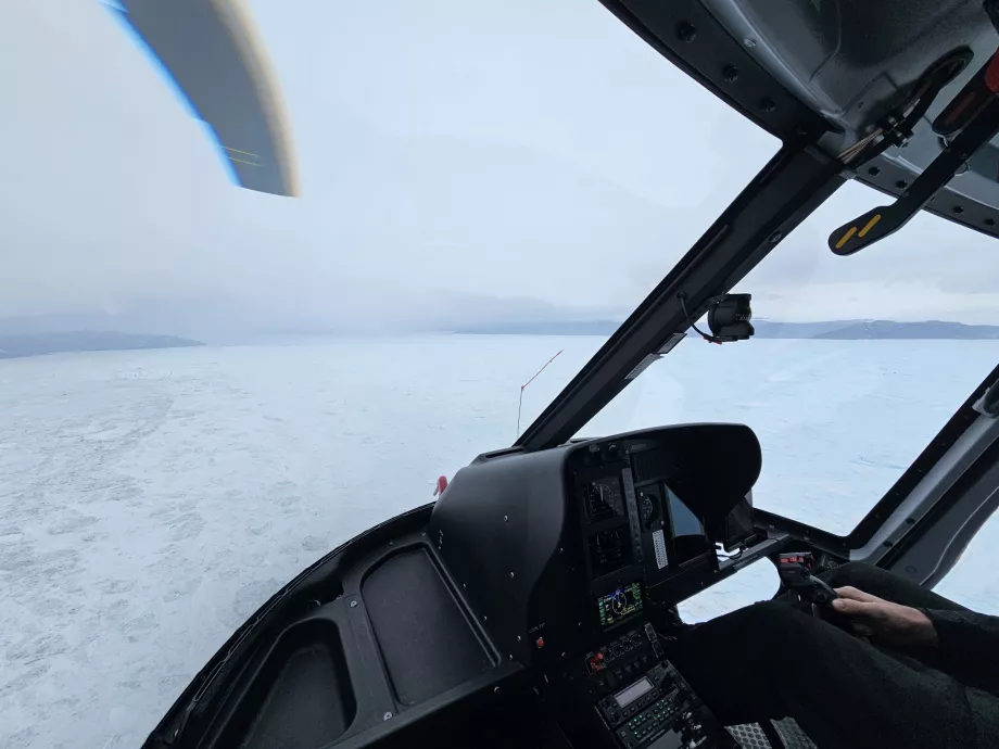 Helikopter pilótafülke, Kangia Helicopter Tour