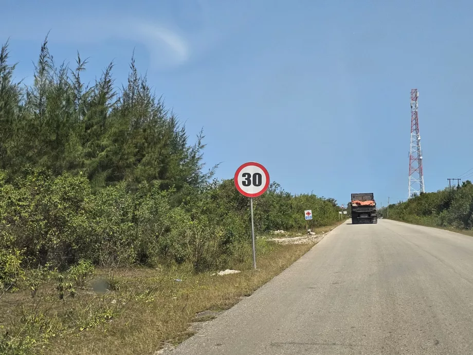 Sebességkorlátozó tábla