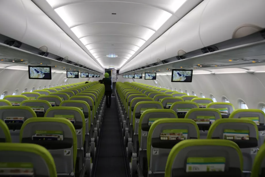 Az A320 NEO SalamAir belső tere