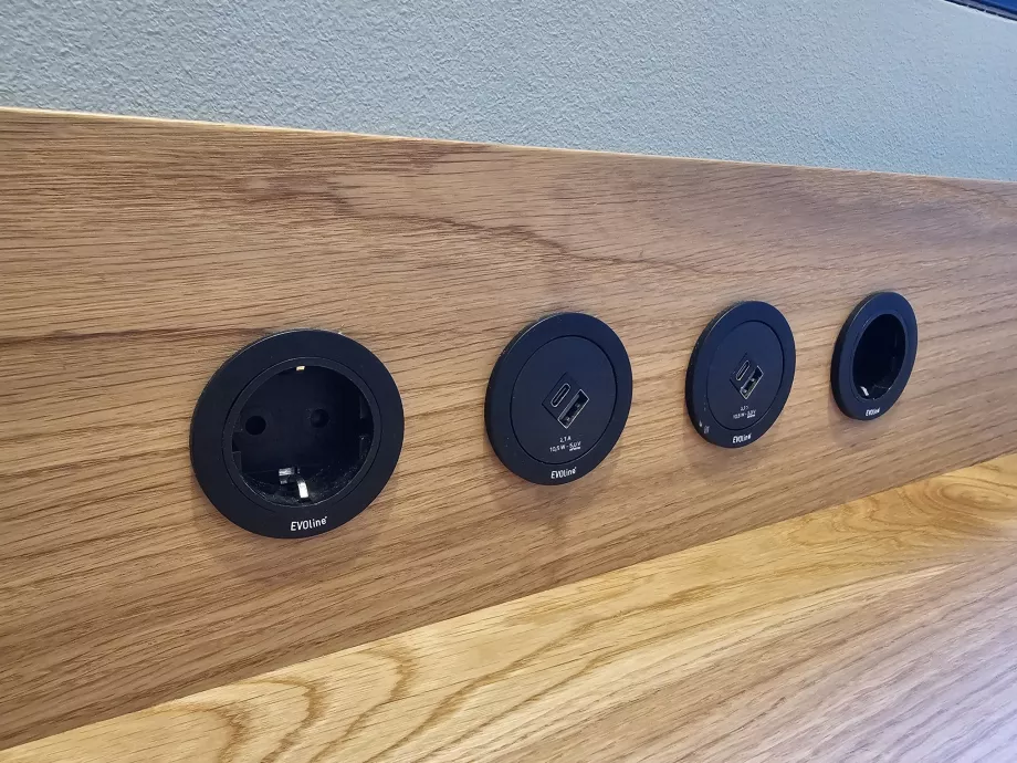 Aljzatok az elektronika töltéséhez