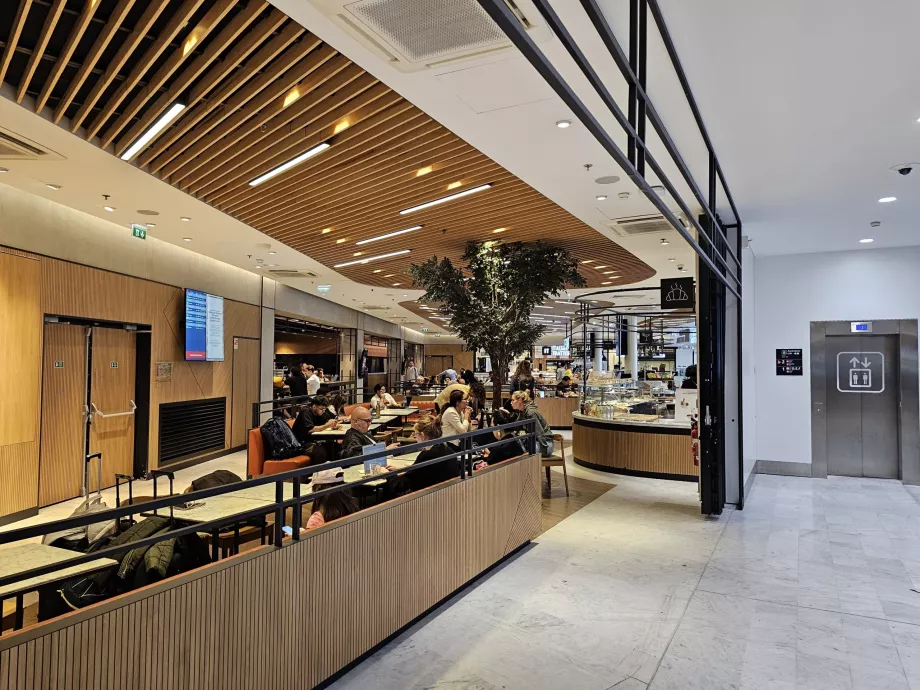 Élelmiszerudvar, 3. terminál