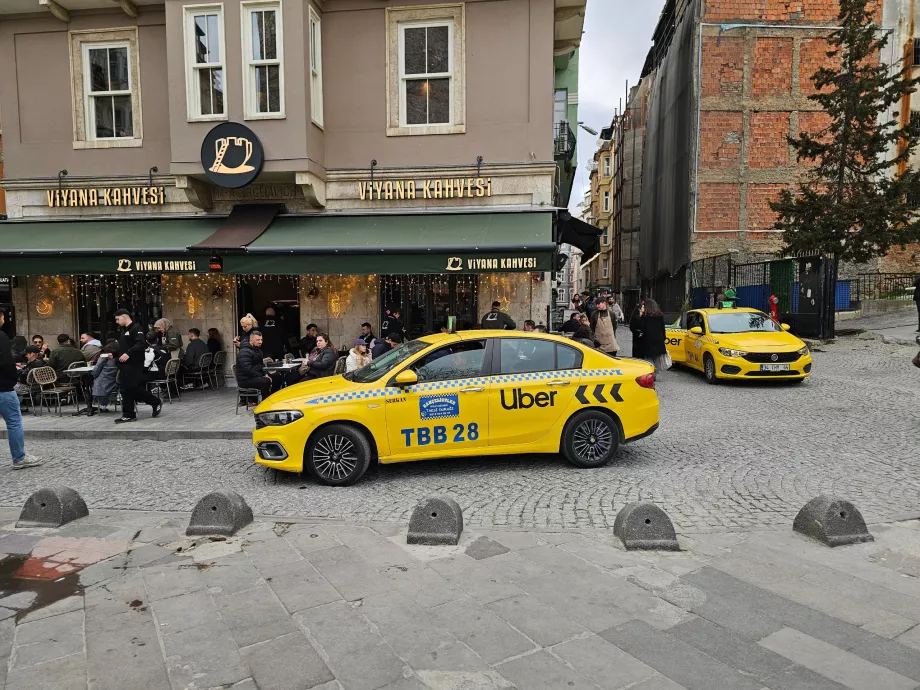 Taxi/Uber Isztambul belvárosában