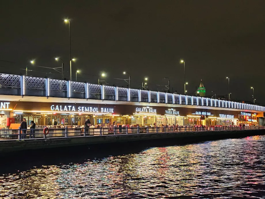 Galata híd éjszaka