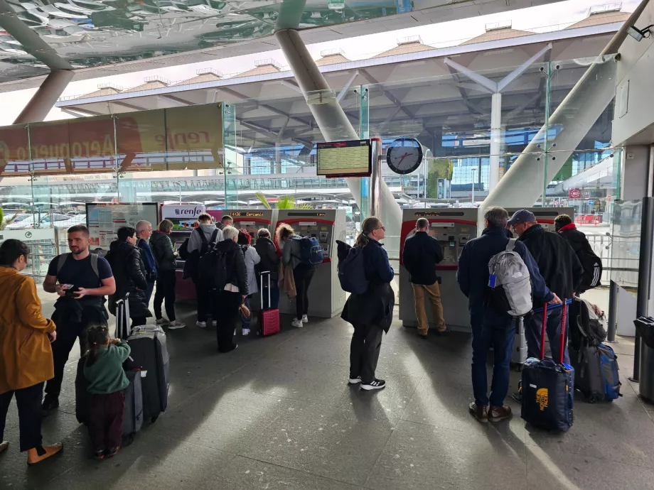 RENFE jegykiadó automaták