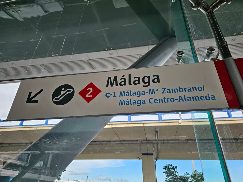 2. peron, Málaga belvárosába tartó járat