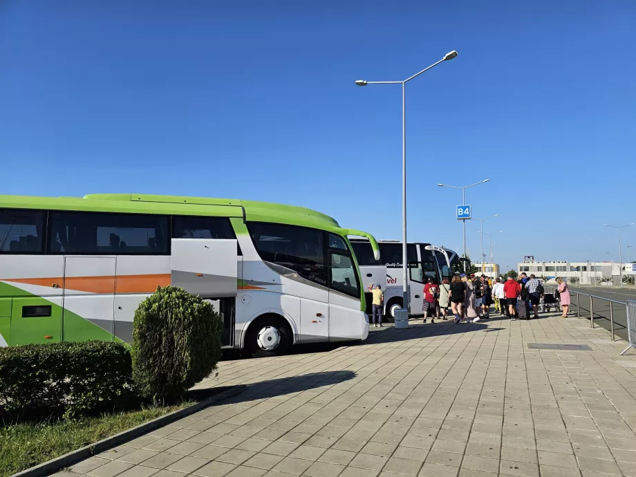 Turista buszmegállók