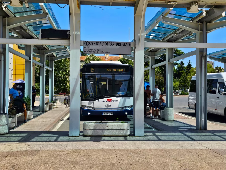 15-ös vonal a buszpályaudvaron