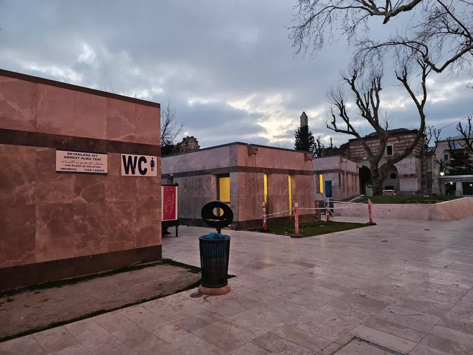 WC-k a Kék Mecsetben