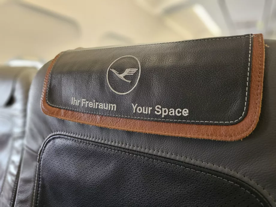 Ingyenes középső ülés