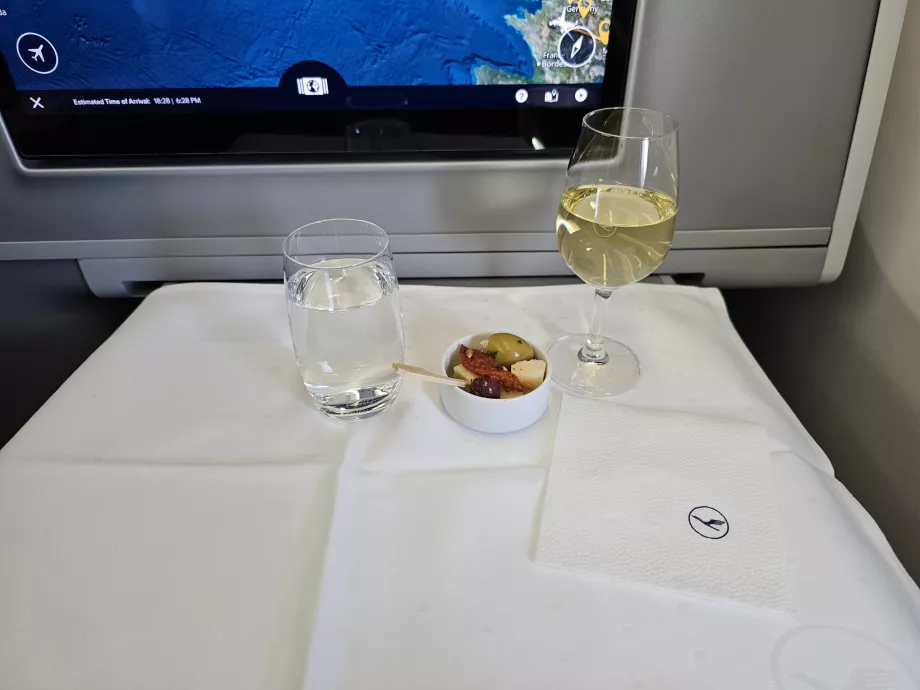 Olajbogyó és sajt - első felszolgálás