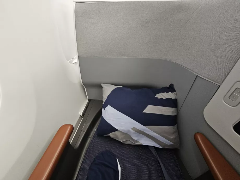 Párna a kihúzható ágyon