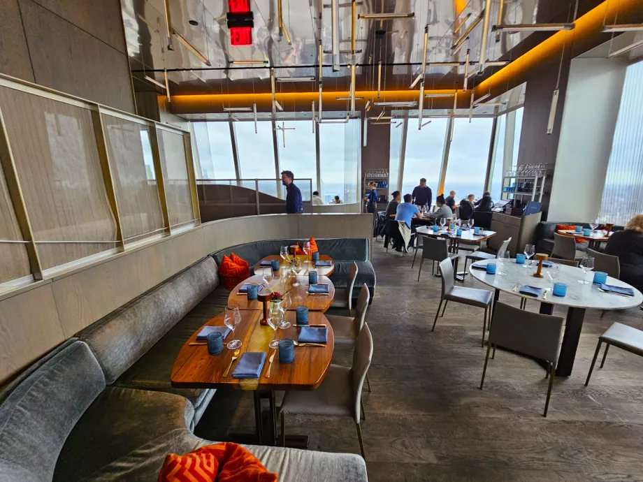 Csúcs éttermi környezet