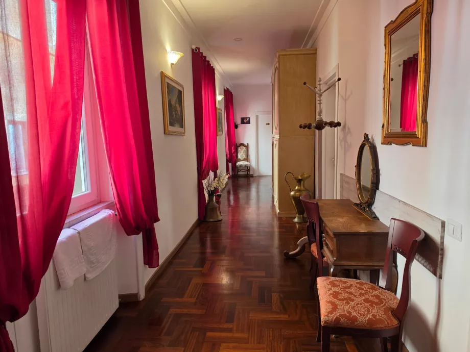 Hotel folyosó