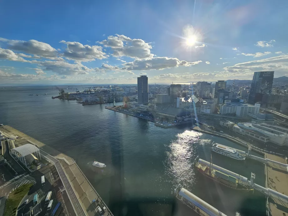 Kilátás a Kobe Port Towerből