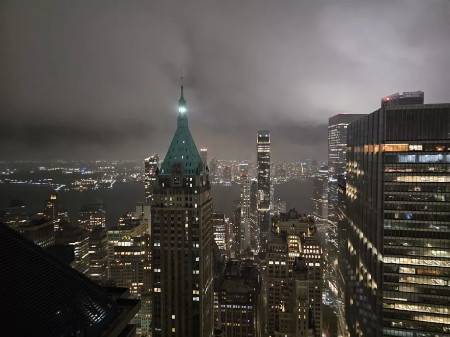 A kilátás az Overstory bárból