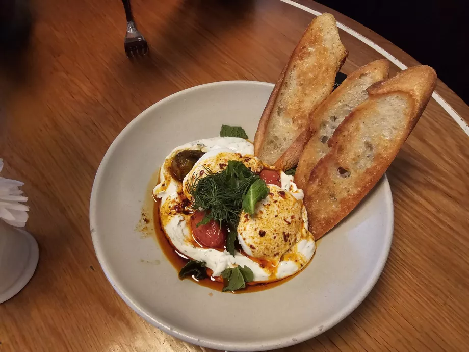 Reggeli, török tojás