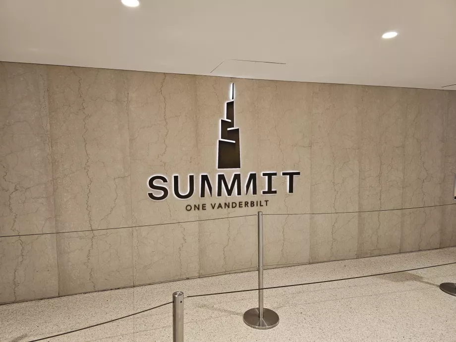 Summit One Vanderbilt, belső bejárat