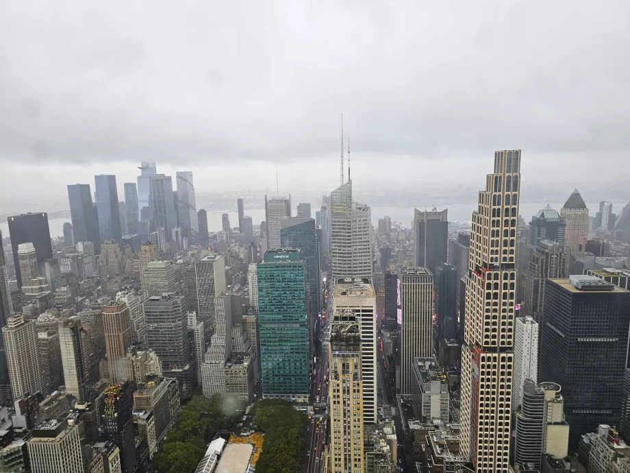 Summit One Vanderbilt, kilátás a Penn Station felé