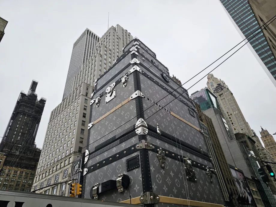 Louis Vuitton épület