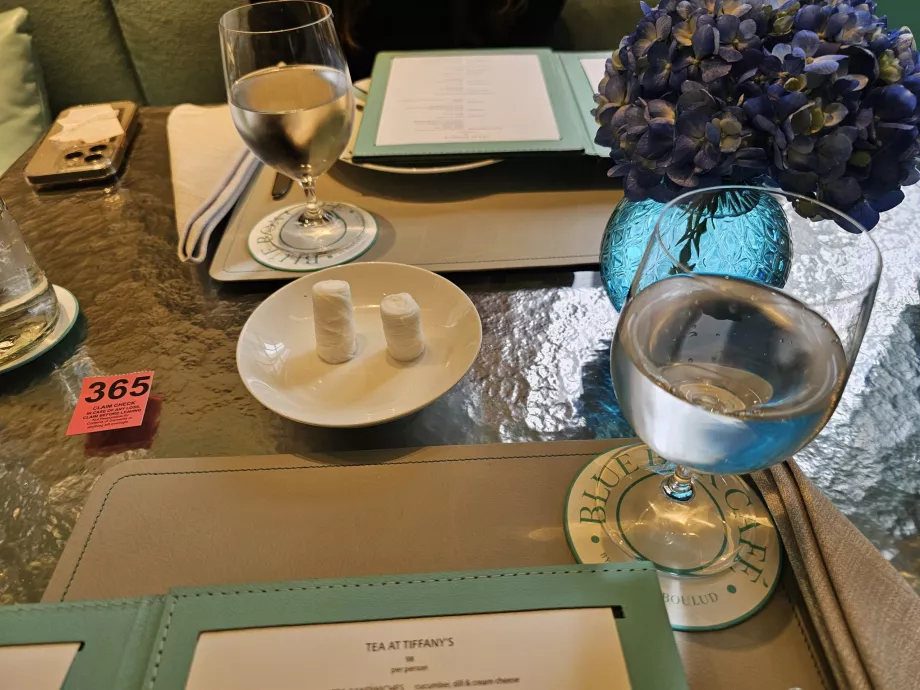 Blue Box, kéztörlő