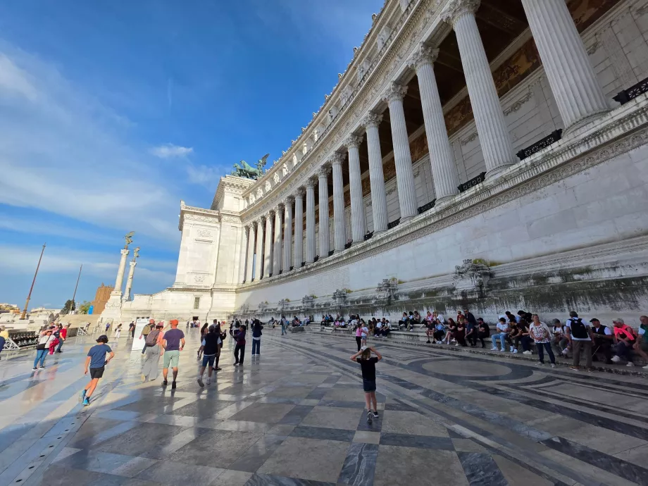 Altare della Patria, ingyenes rész