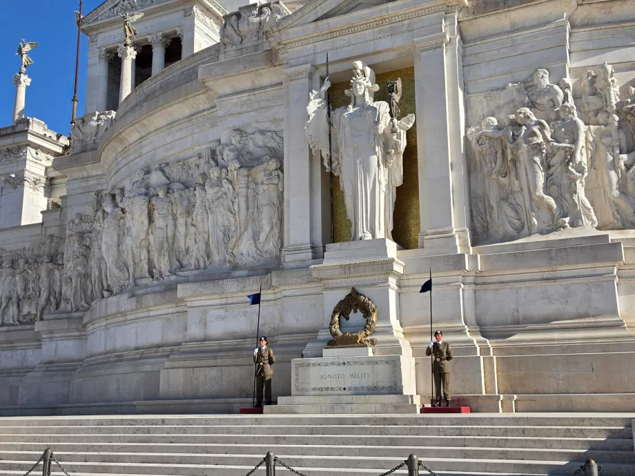Altare della Patria, az ismeretlen katona sírja