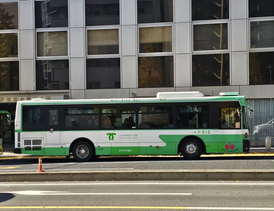 Városi busz Kobe-ban