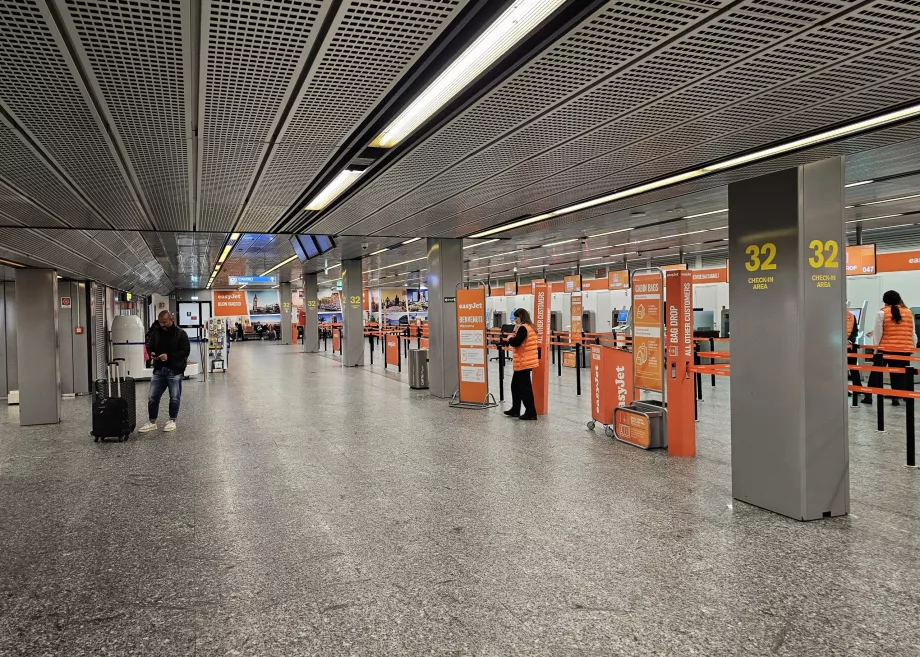 Check-in csarnok, 2. terminál