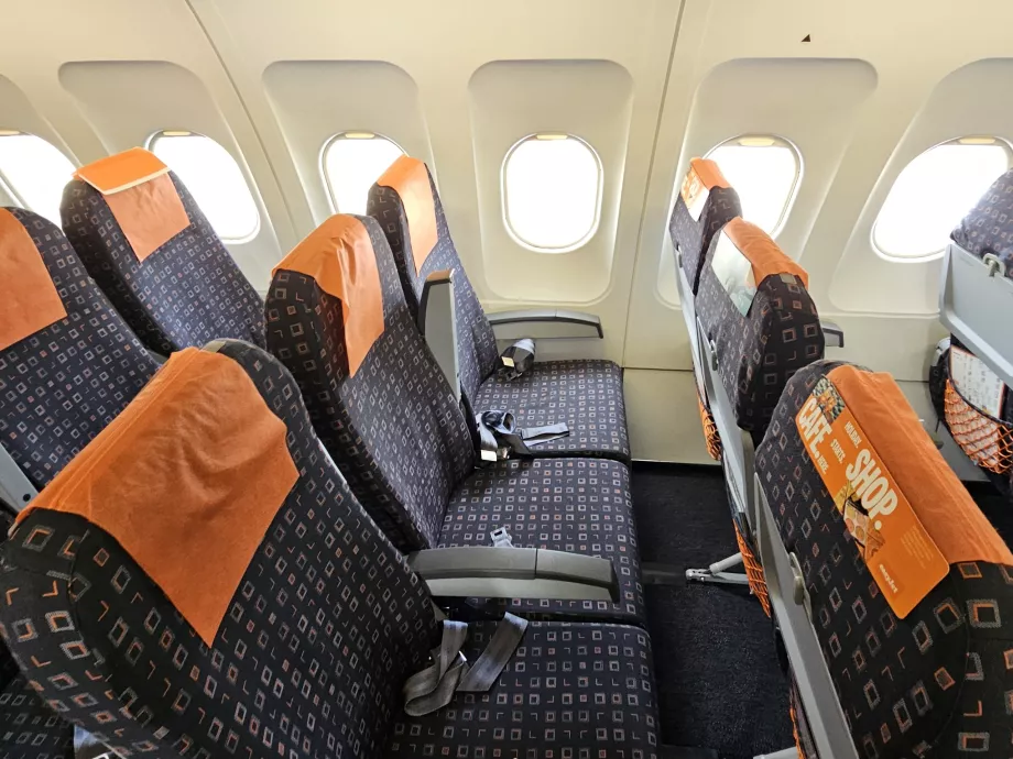 Ülőhelyek az easyJet járatain