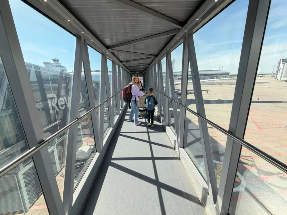 A350-900 beszállóhíd