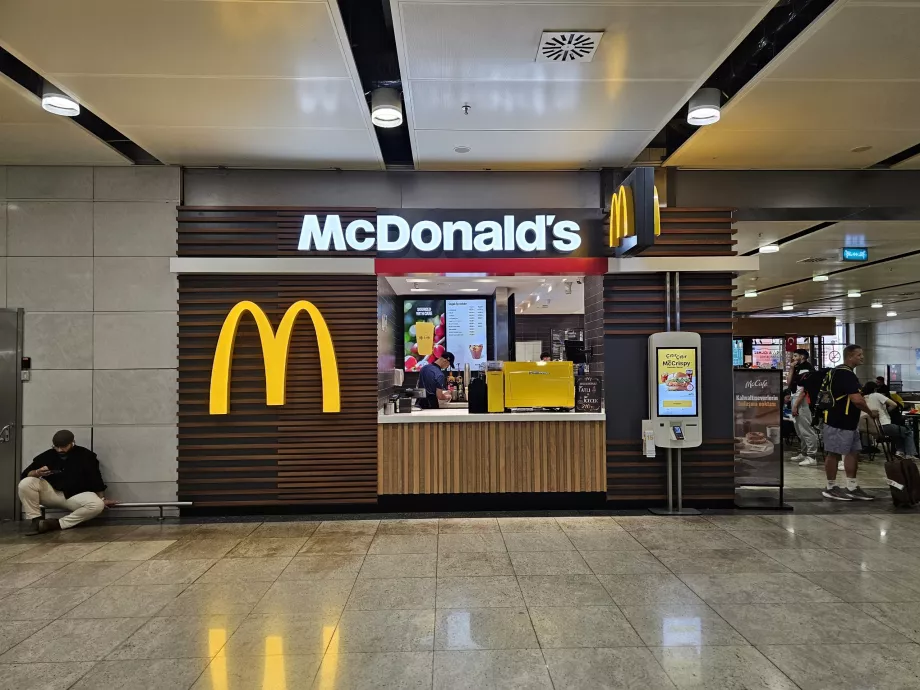 McDonald's, érkezési nyilvános terület