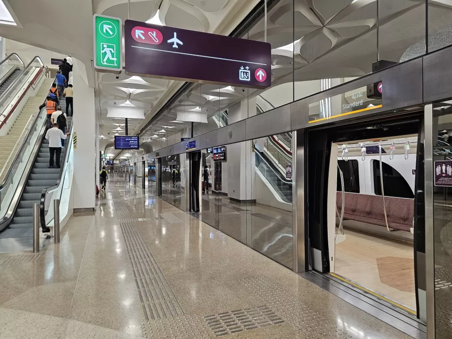 Doha repülőtér metróállomás