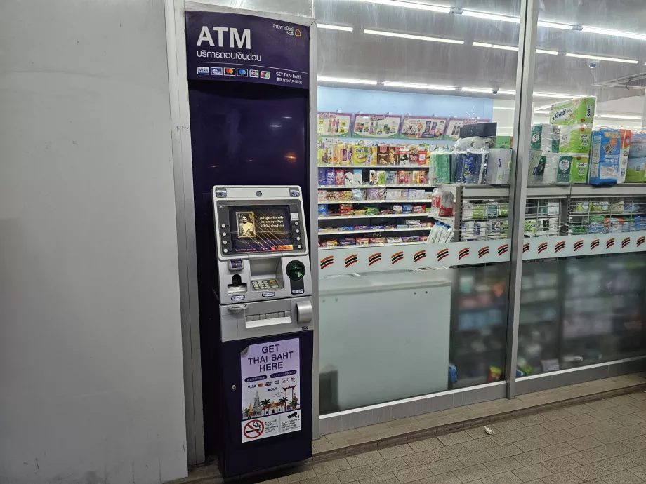 ATM a 7-Elevenben