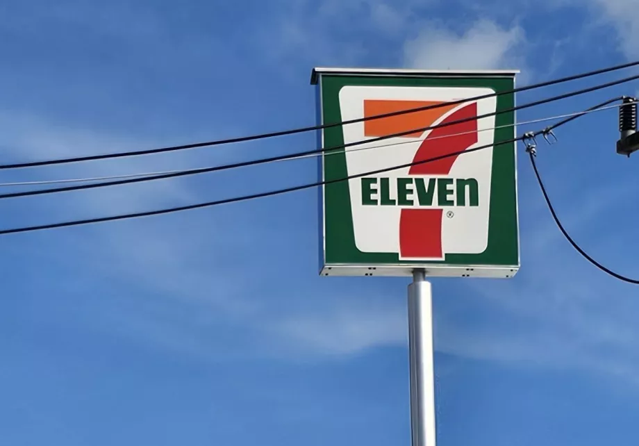 7-Eleven táblák