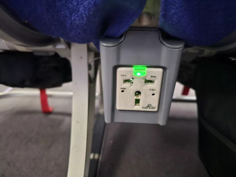Elektromos aljzatok az Airbus A330-as repülőgépen